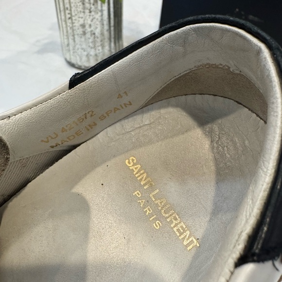 Authentic Saint Laurent Leather Star Sneakers - Picture 15 of 17
